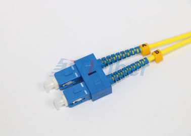 Ενιαίο σκοινί μπαλωμάτων οπτικών ινών τρόπου διπλό με τους συνδετήρες FC/PC στο Sc/το PC