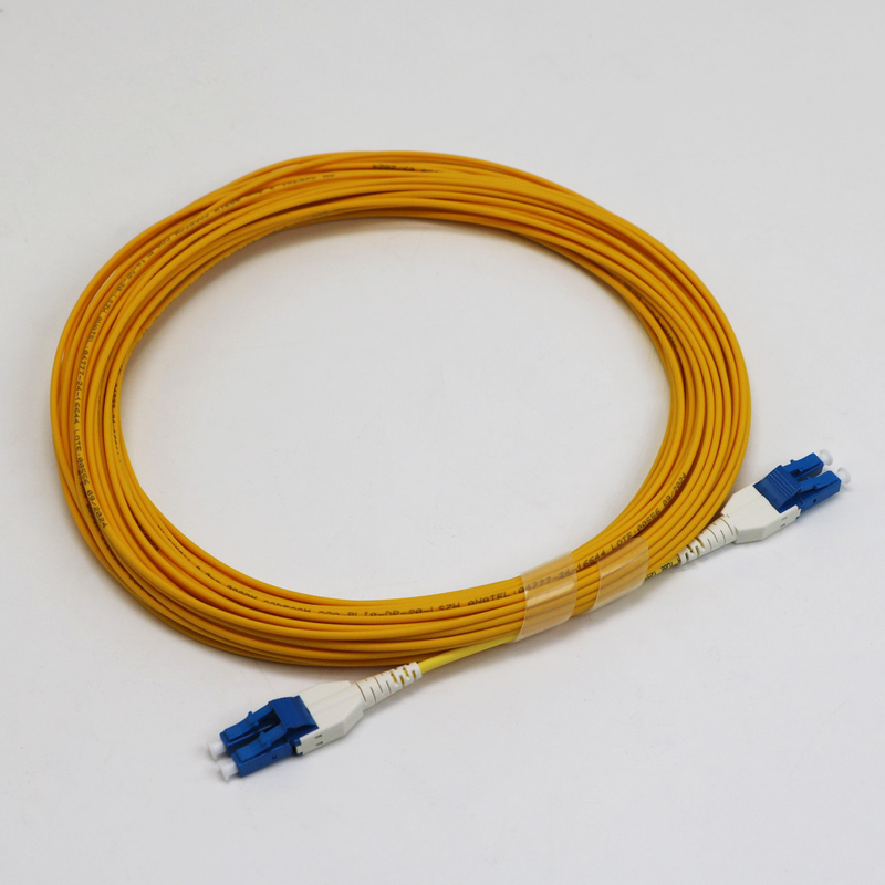 Uniboot LC Fiber Jumper 1M LC UPC σε LC UPC Singlemode G657.A1 BendInsensitive 2mm LSZH χαμηλή απώλεια 0,15dB Cord Fiber Patch